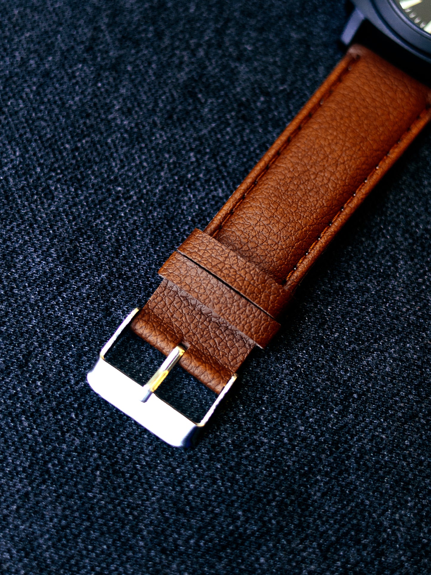 CURREN Stylish Water Resistant Quartz Analog Watch for Men – Scratch-Resistant Glass & Leather Strap + Gift Box