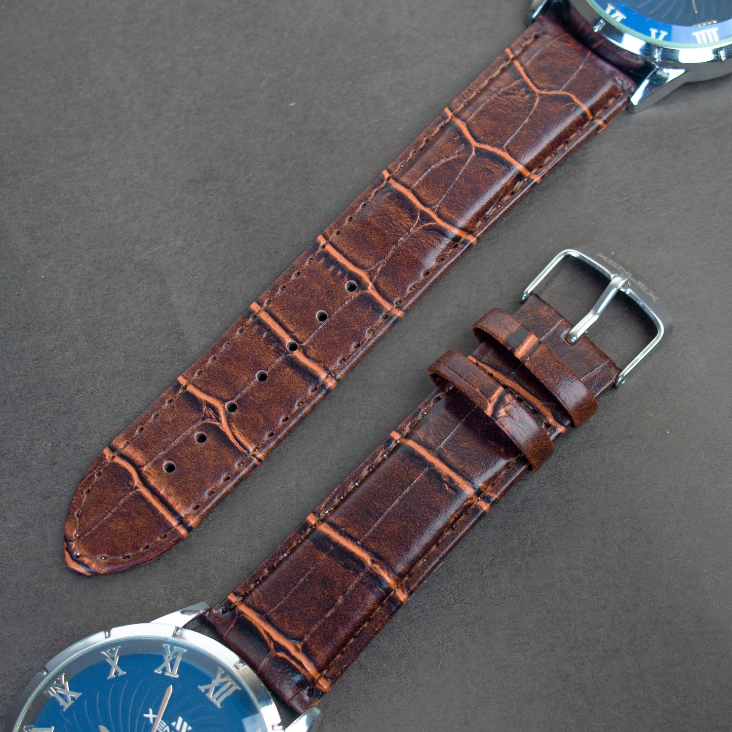 XENLEX Waterproof Luxury Quartz Watch for Men with Scratch-Resistant Glass and Leather Straps in Wooden Box